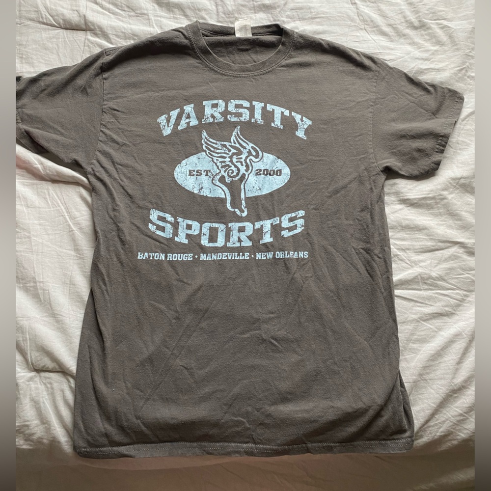Varsity Sports Tshirt Size M